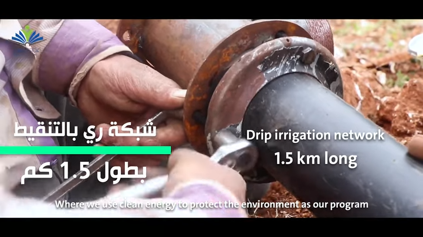 إطار فيديو مع زر تشغيل، مشاهدة الفيديو، محتوى وسائط متعددة، مرئيات جذابة
